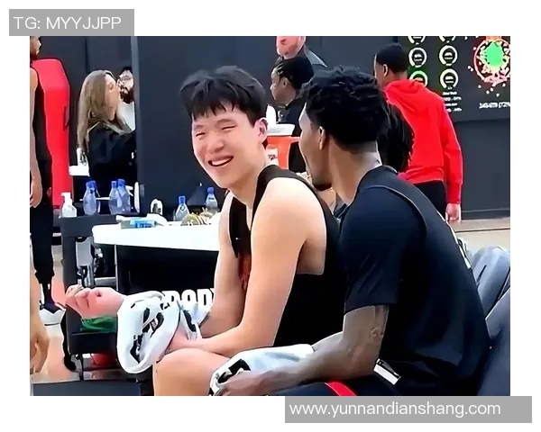 2016年2月20日勇士与开拓者精彩对决全场录像回放及精彩瞬间分析